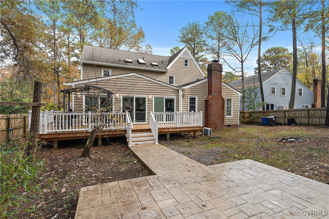 1908 Windingridge Dr