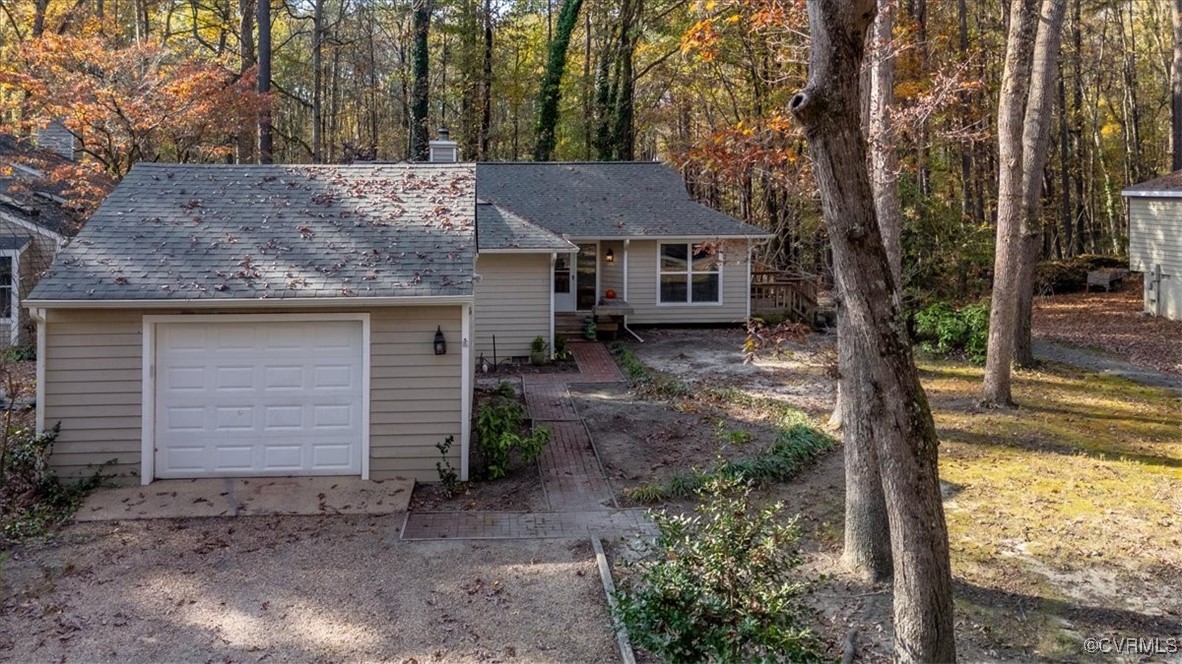 3016 Three Bridges Rd