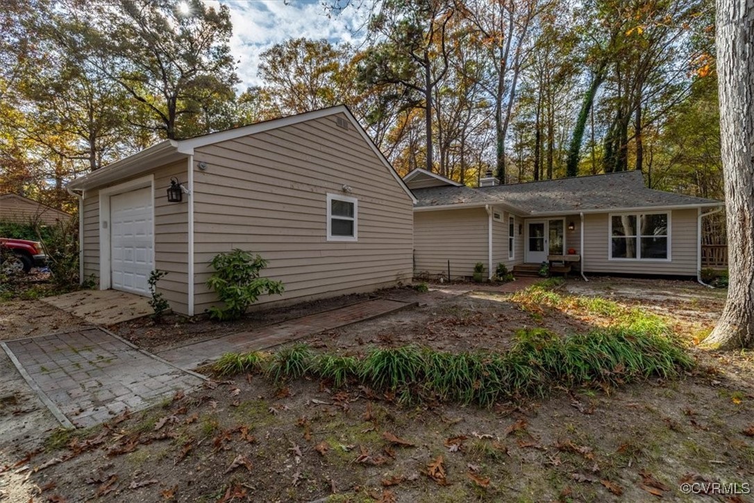 3016 Three Bridges Rd