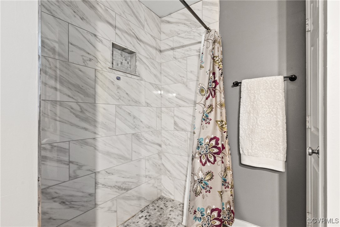 7106 Pointer Ridge Rd