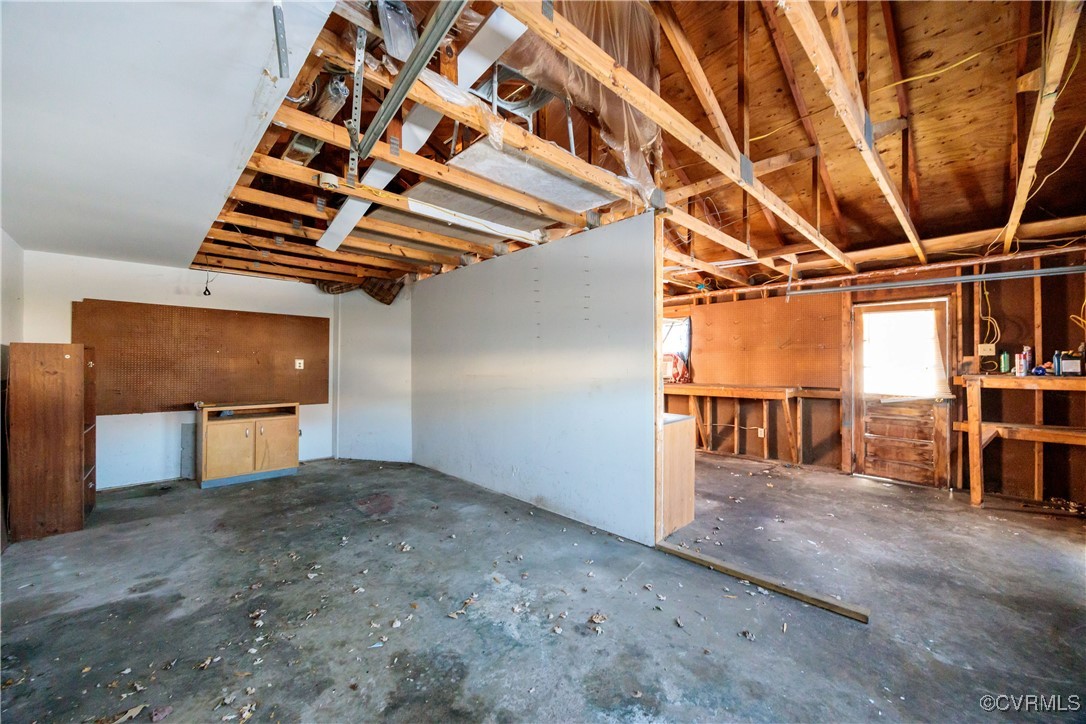 411 Cloverhill Ave