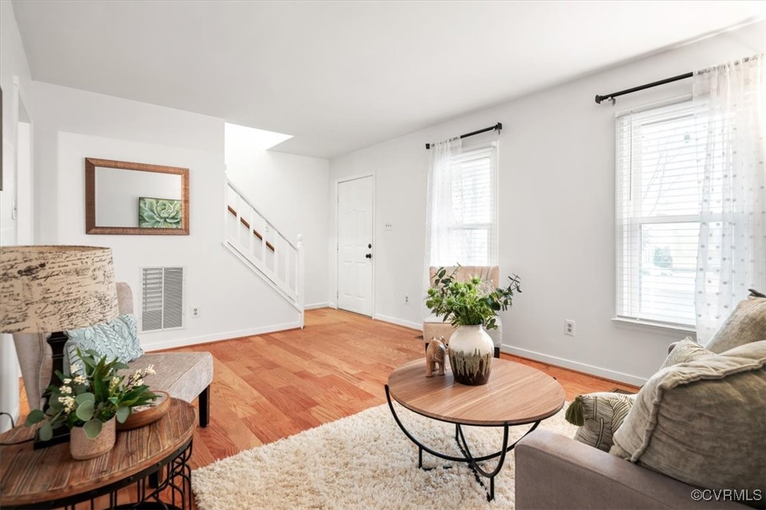 2842 Providence Creek Rd