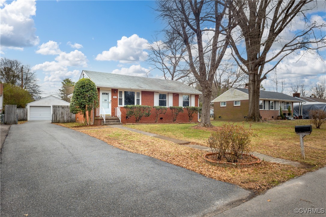 9707 Esmont Rd