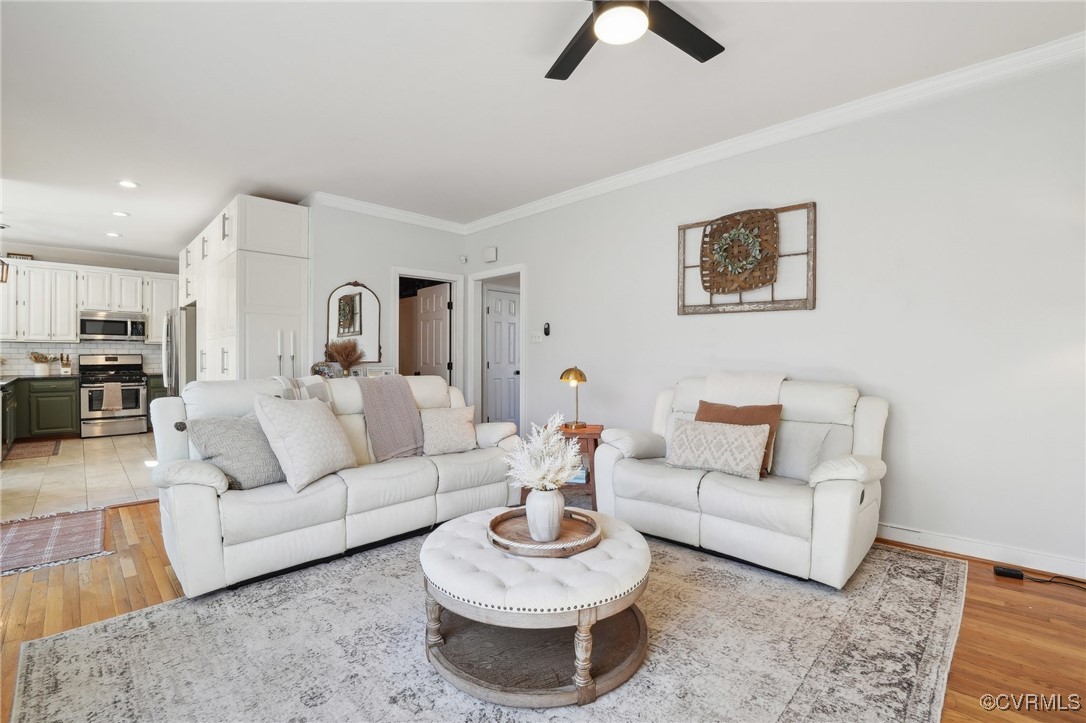 9150 Kings Charter Dr