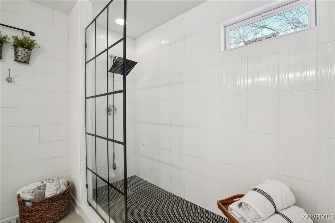 9150 Kings Charter Dr