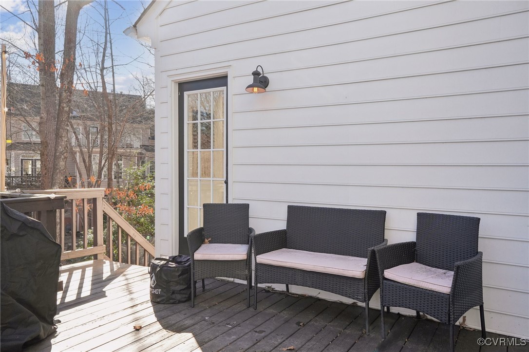 9150 Kings Charter Dr