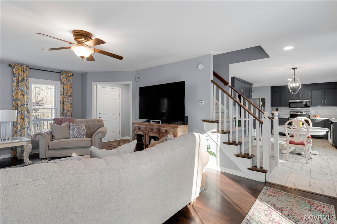13607 Cannonade Ln