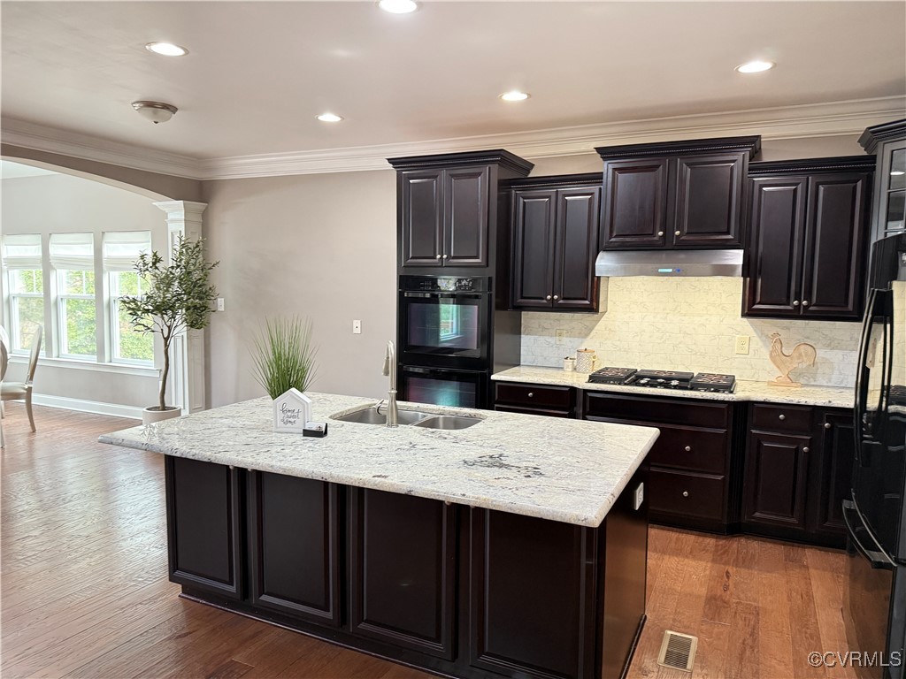 6800 Crackerberry Dr