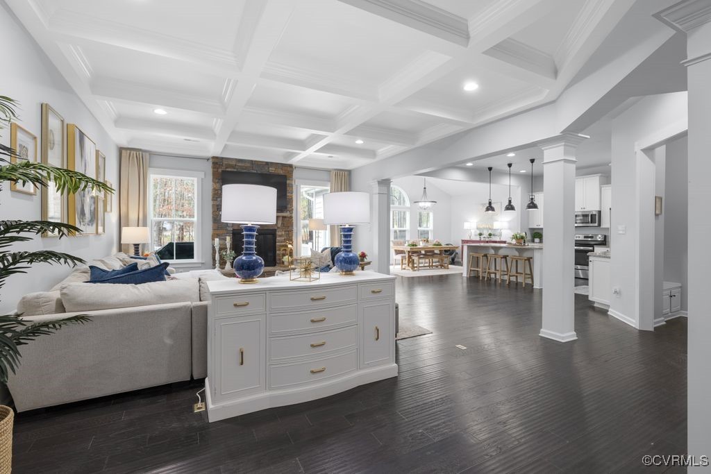 6912 Winters Prey Trl