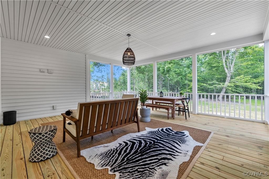 9444 Wickham Crossing Way