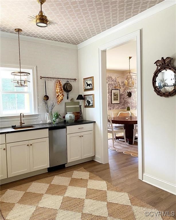 9444 Wickham Crossing Way