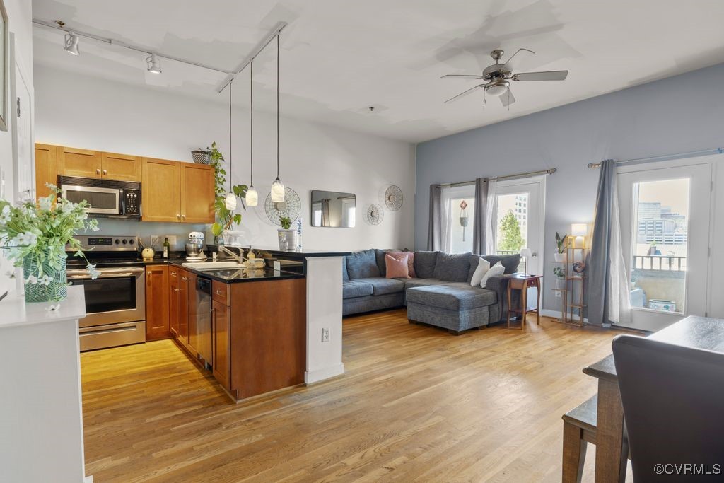 215 N 19th St Unit#U42