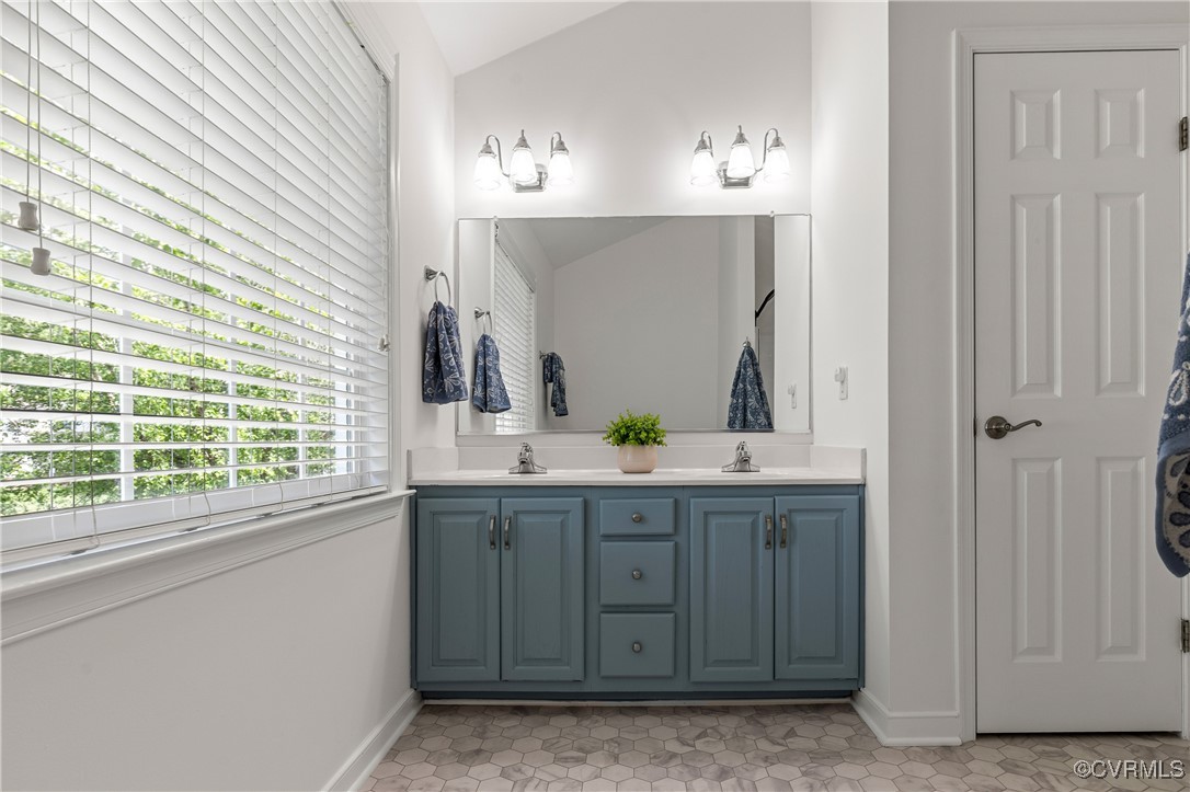 7718 Hampton Summit Pl