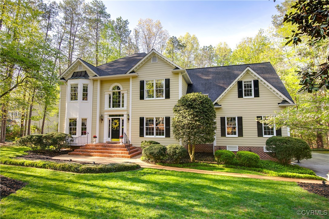 15301 Fox Briar Ct
