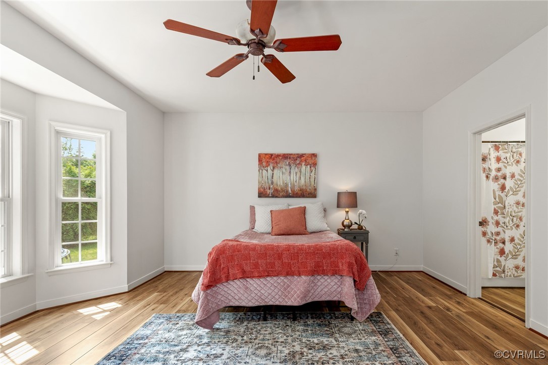 14713 Waters Shore Dr