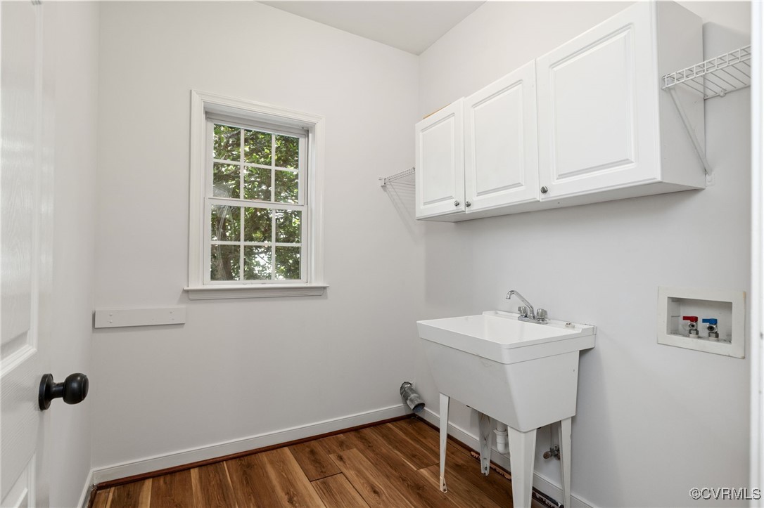 14713 Waters Shore Dr