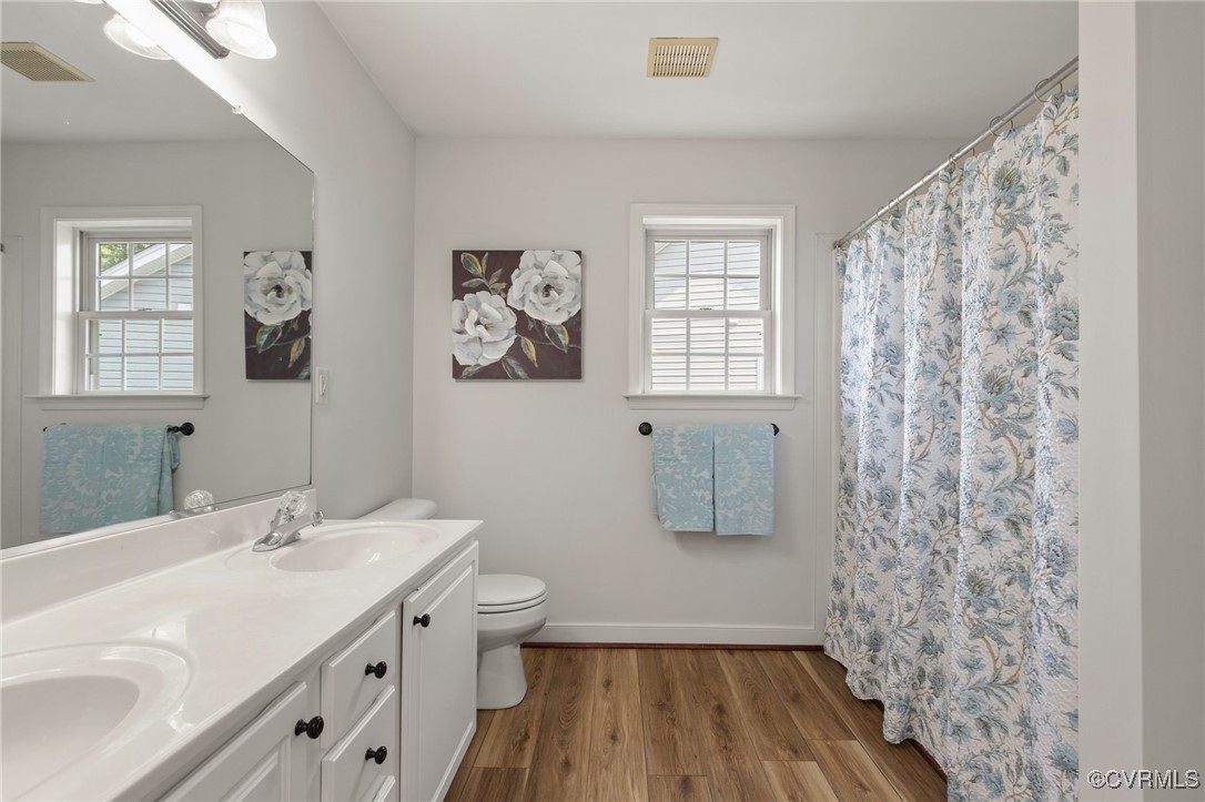 14713 Waters Shore Dr