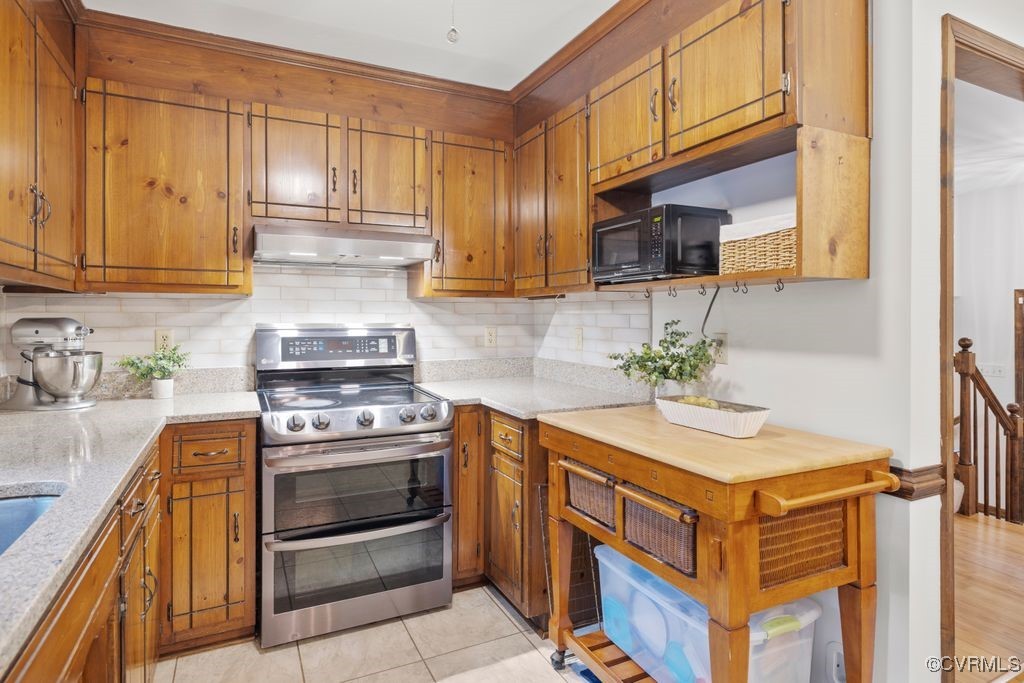 13111 Deerpark Dr