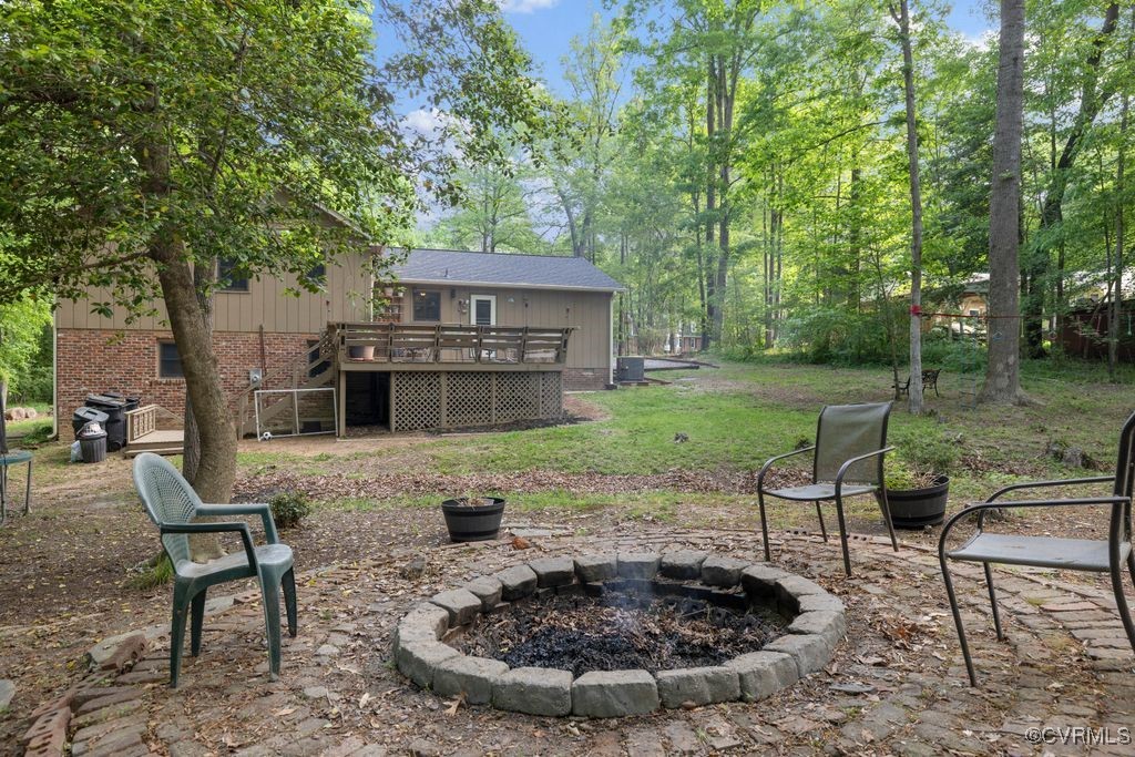 13111 Deerpark Dr