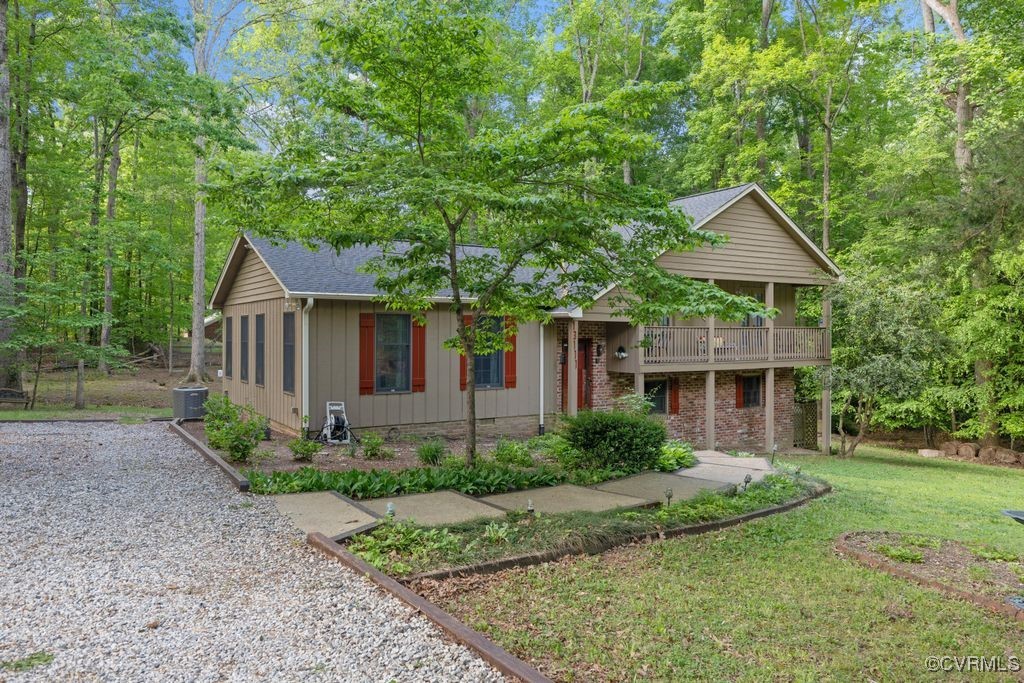 13111 Deerpark Dr