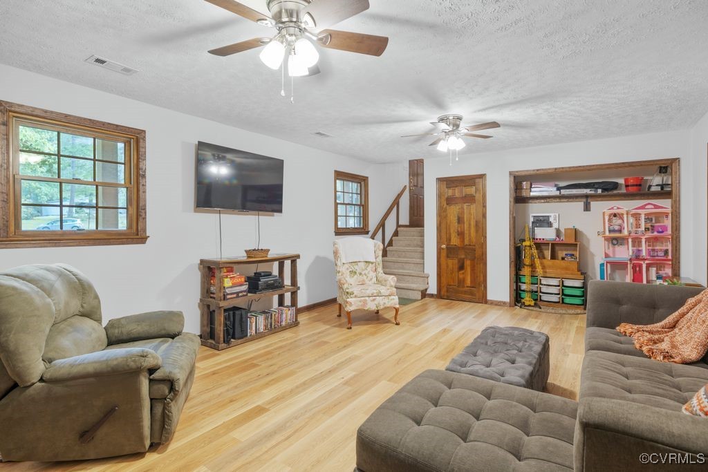 13111 Deerpark Dr