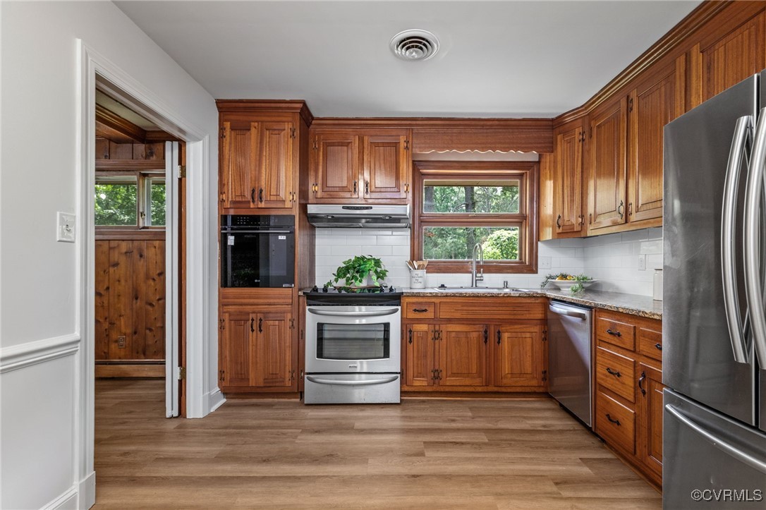 2808 Bicknell Rd