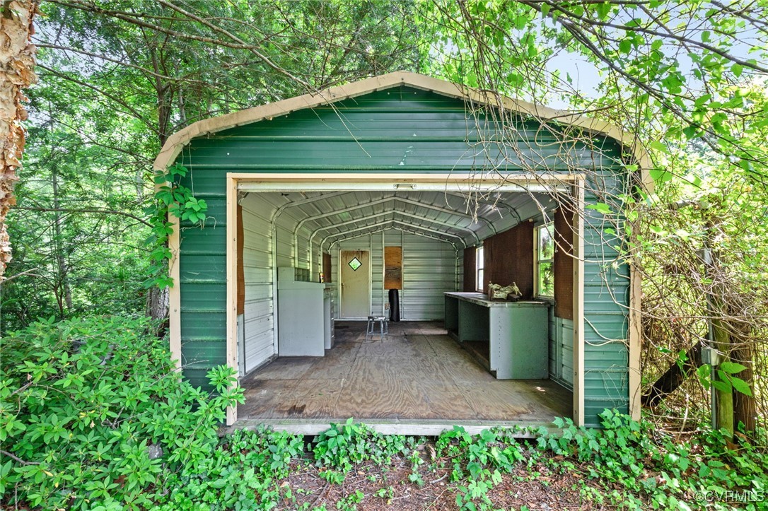 2808 Bicknell Rd