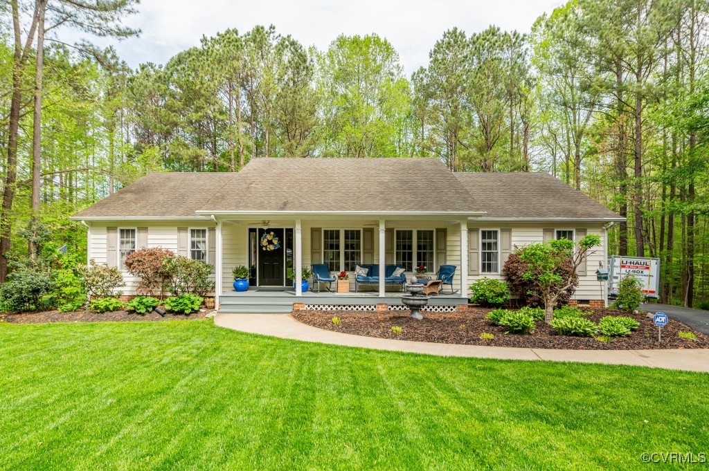 9190 Buttonwood Ln