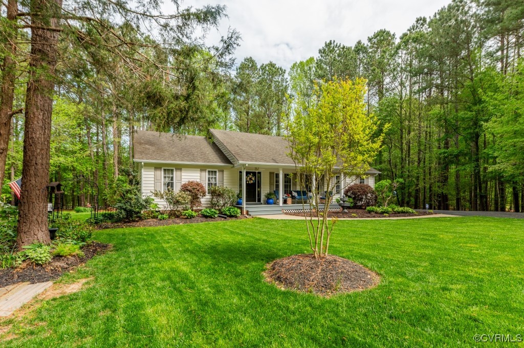 9190 Buttonwood Ln