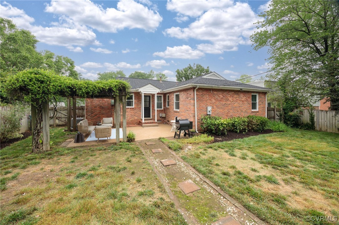 8507 Hanford Dr