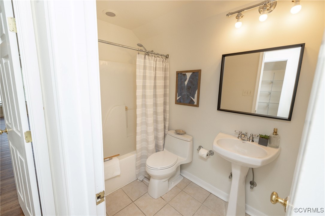 14006 Riverdowns North Mews