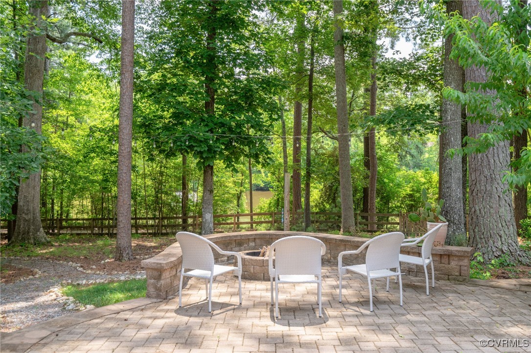 14221 Sylvan Ridge Rd