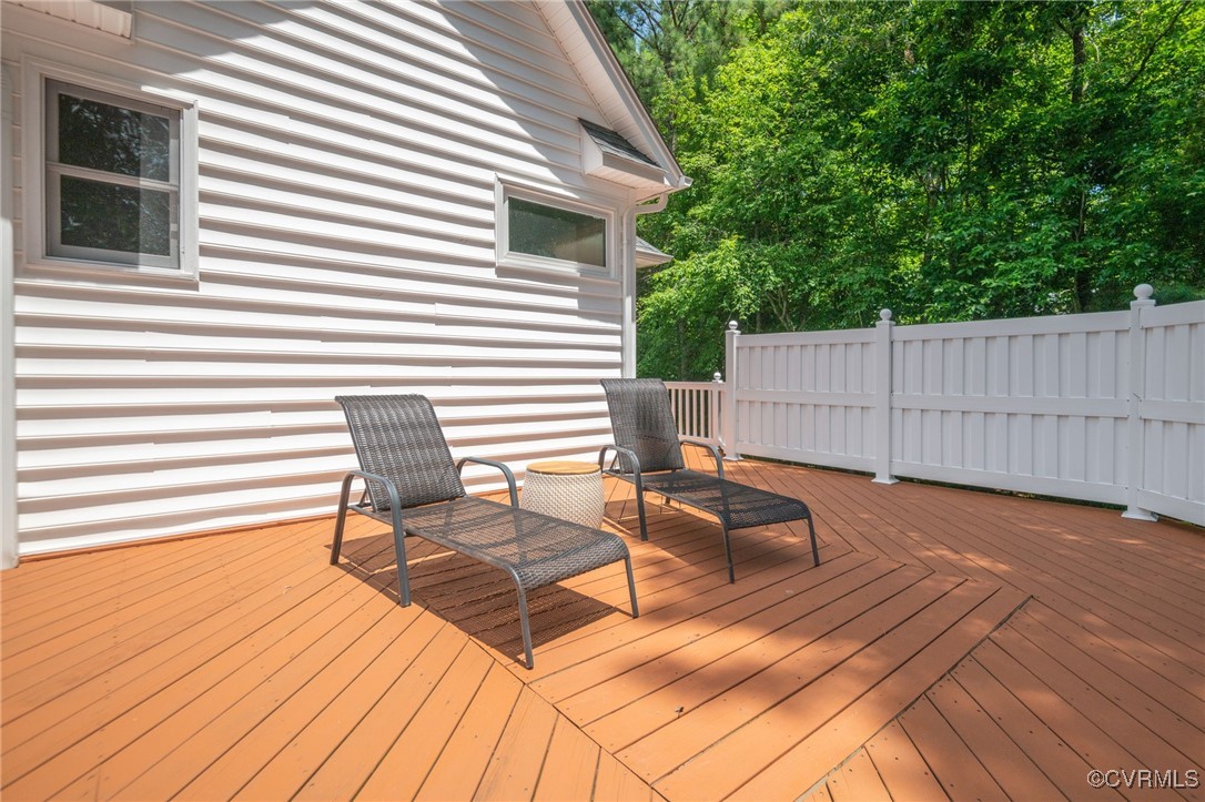 14221 Sylvan Ridge Rd