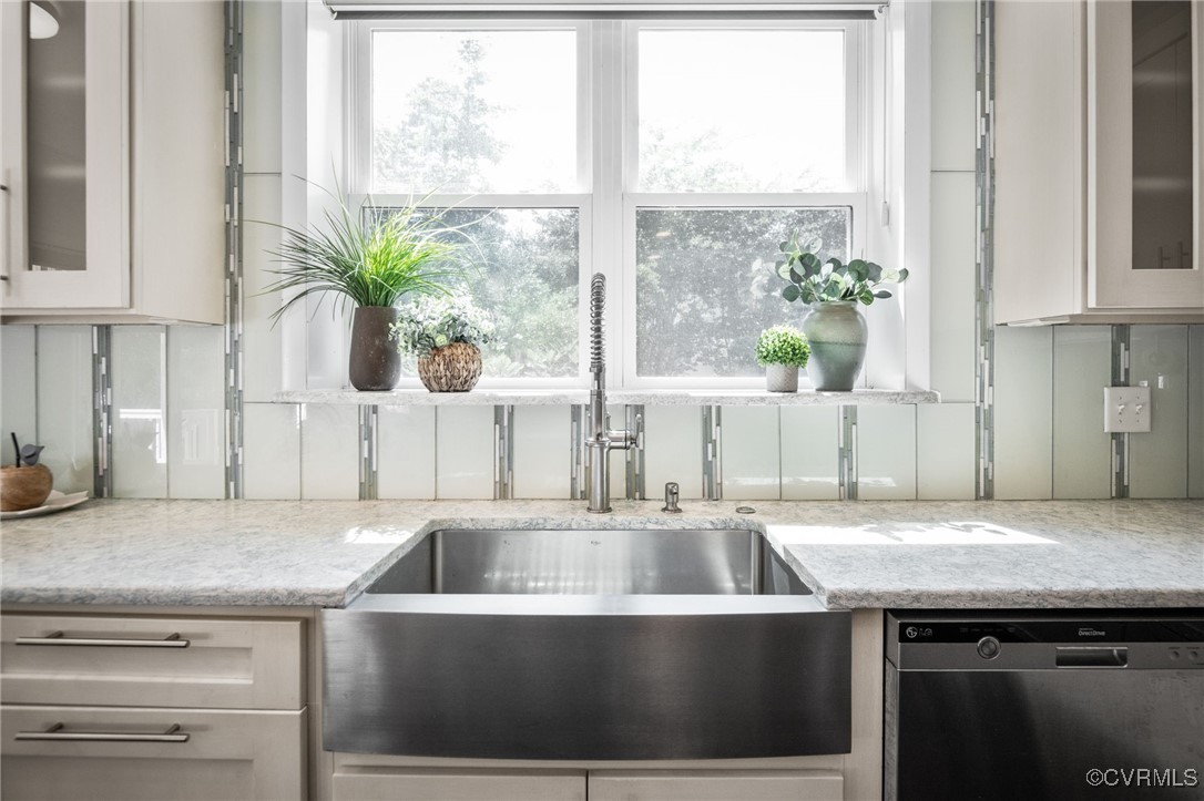 14221 Sylvan Ridge Rd