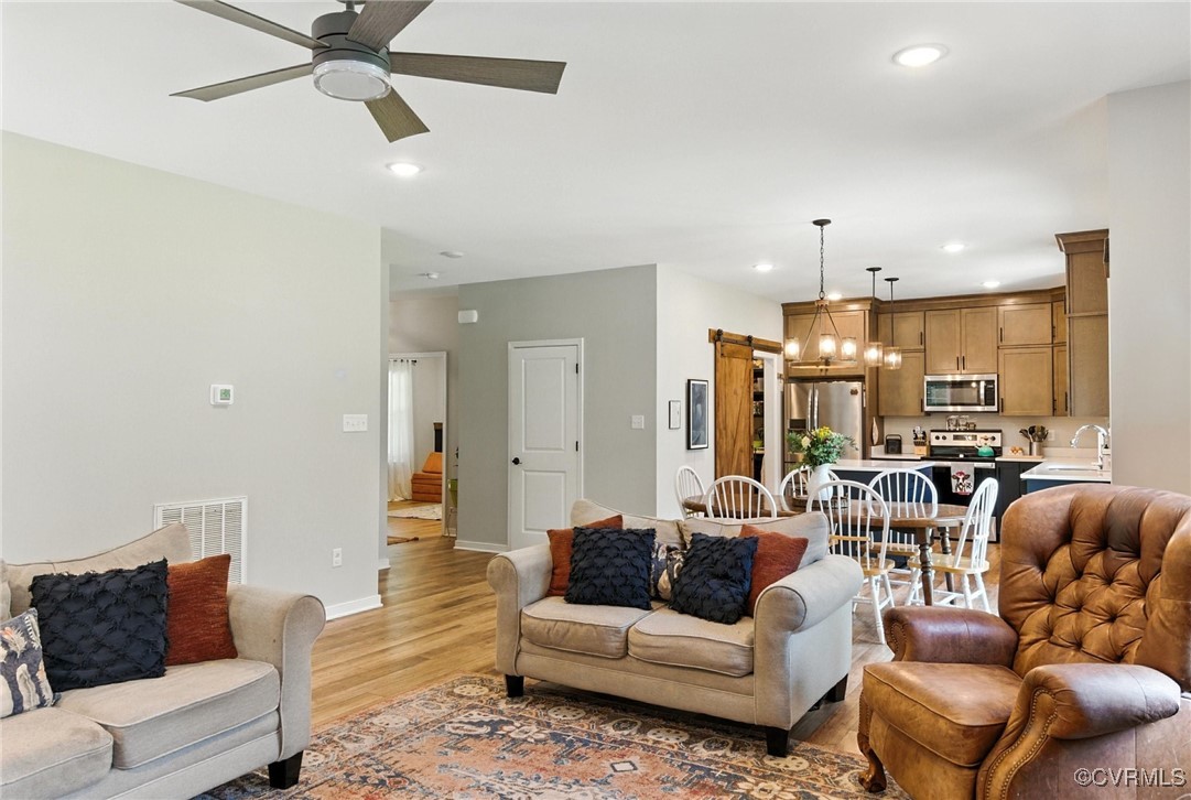 275 Freestyle Ln