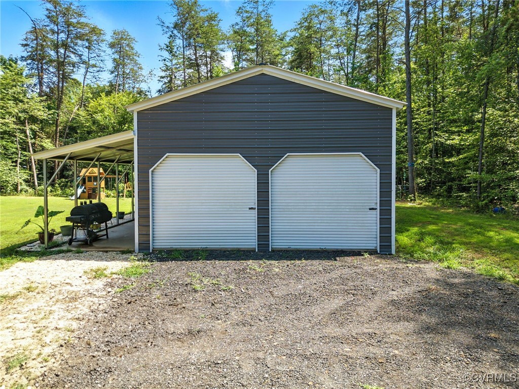 275 Freestyle Ln