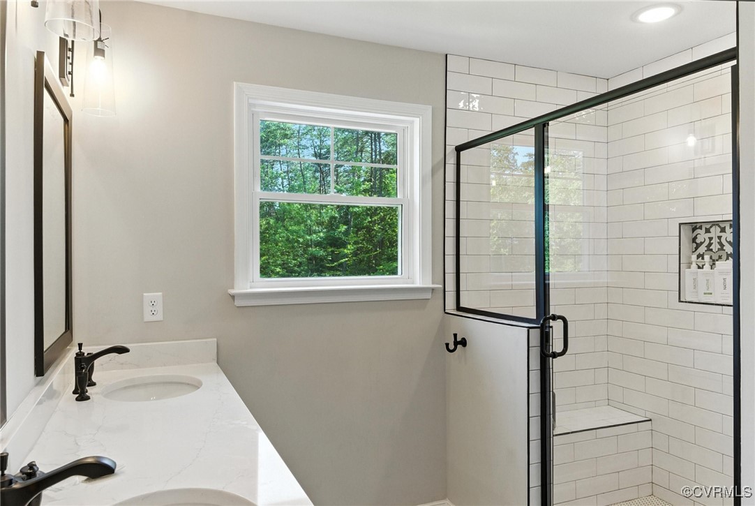 275 Freestyle Ln
