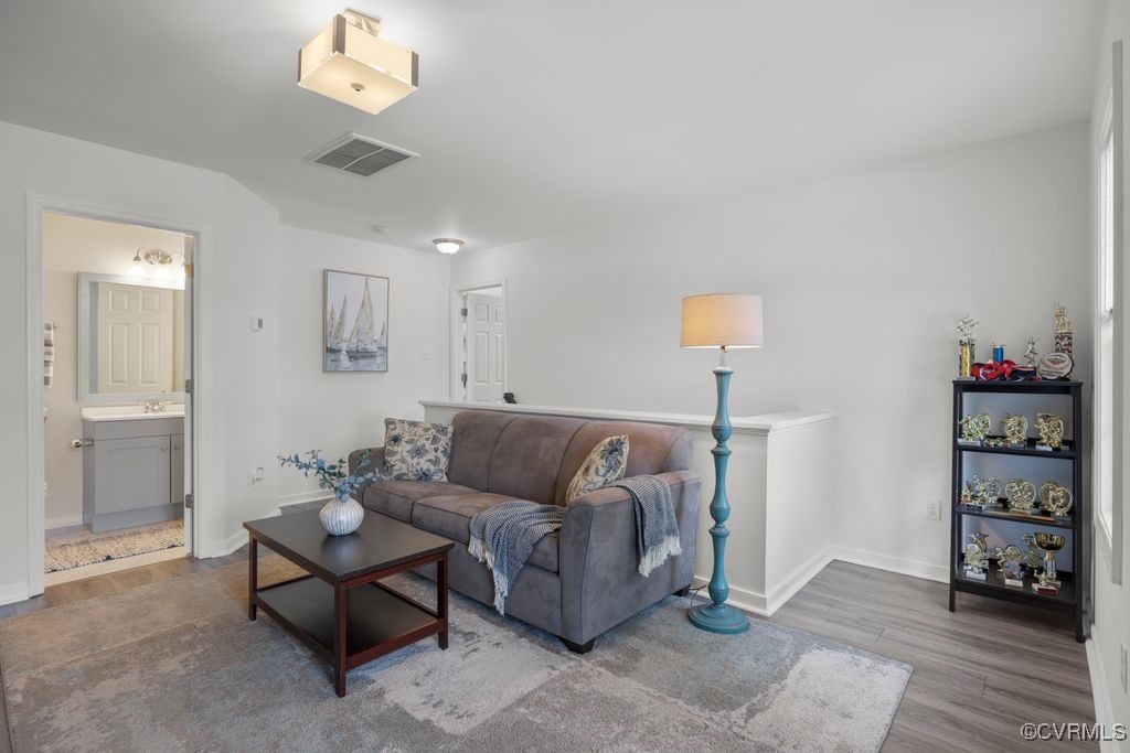 2510 Langdale Ter
