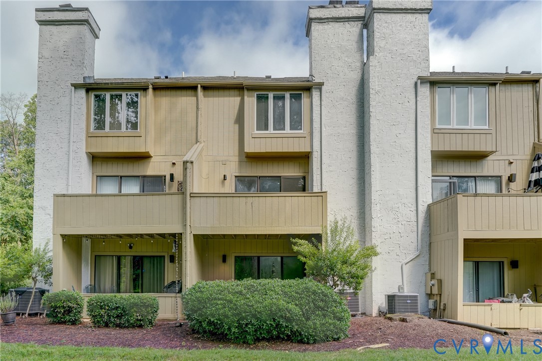12255 Shore View Dr