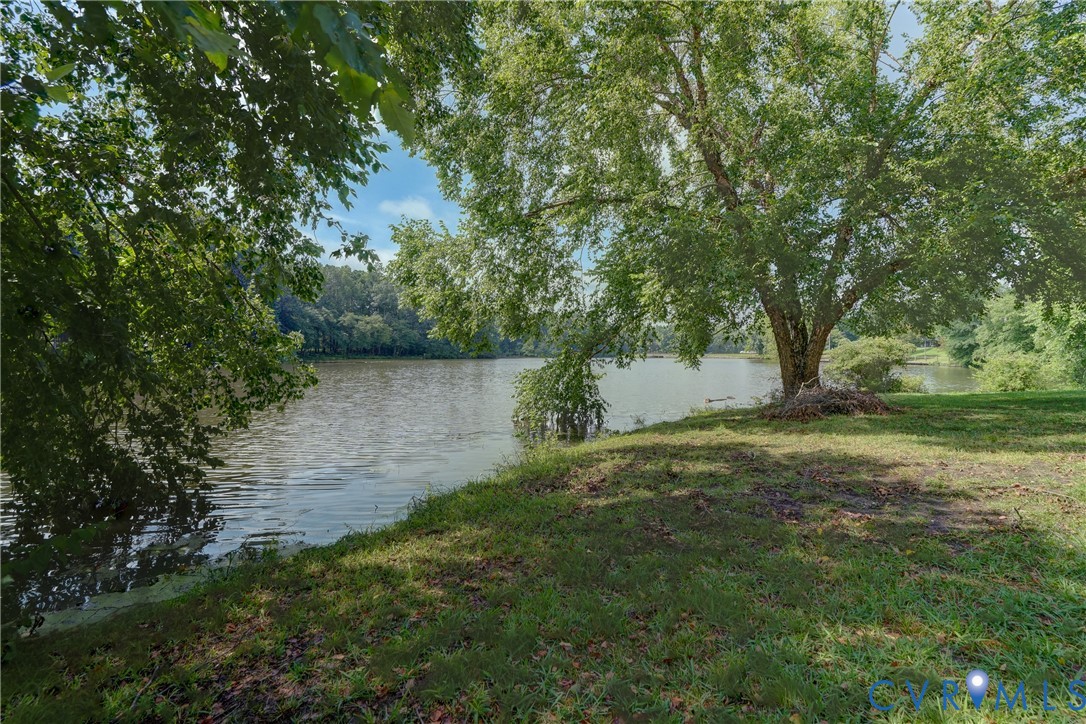 12255 Shore View Dr