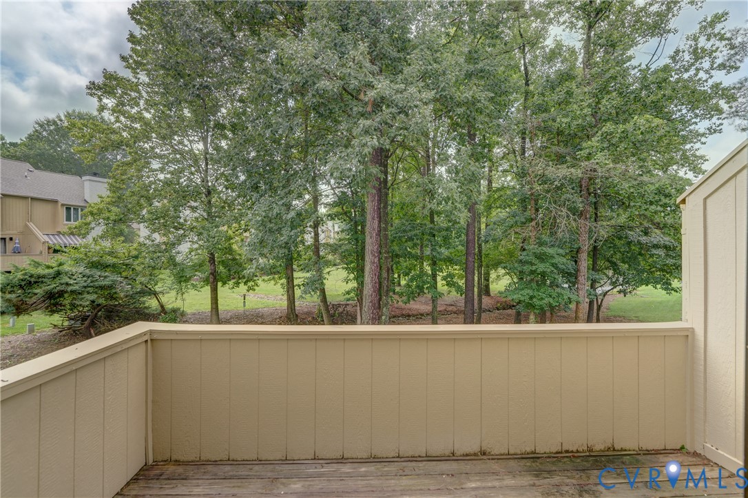 12255 Shore View Dr