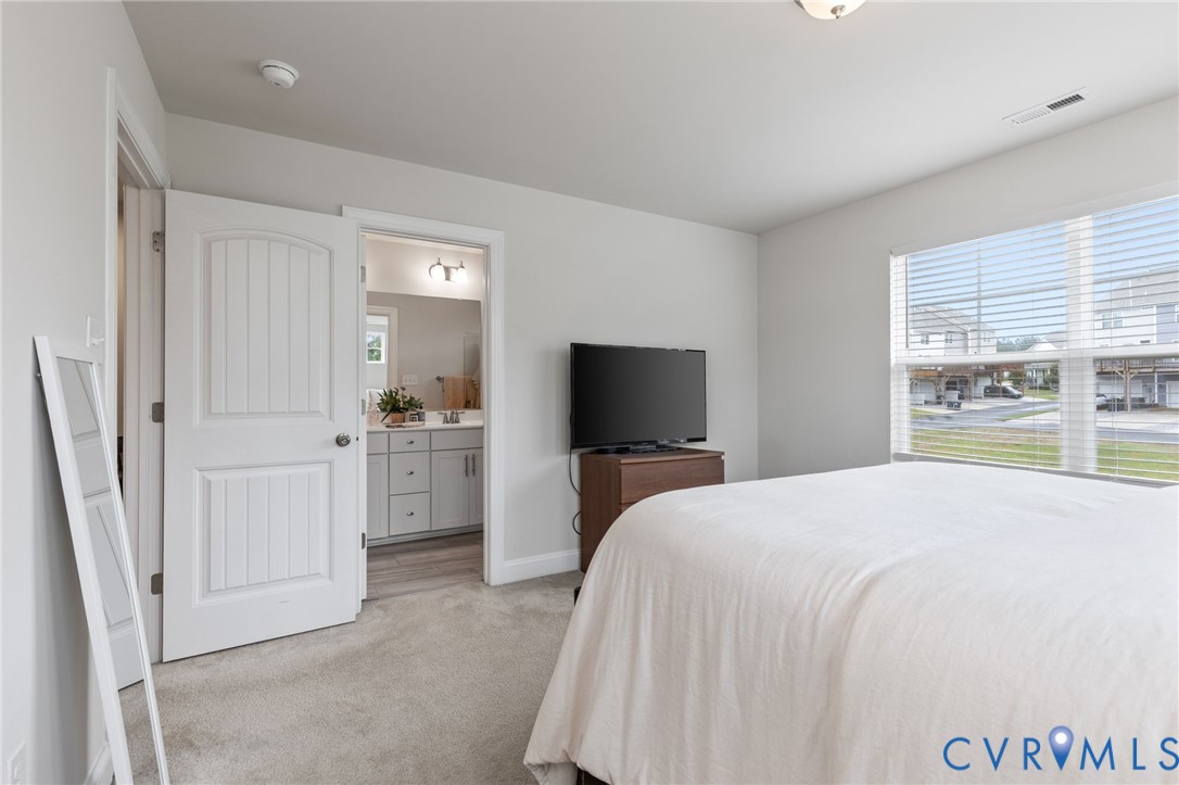 17231 Gossamer Dr