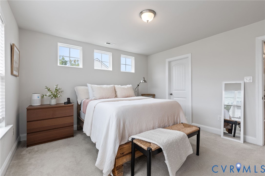 17231 Gossamer Dr
