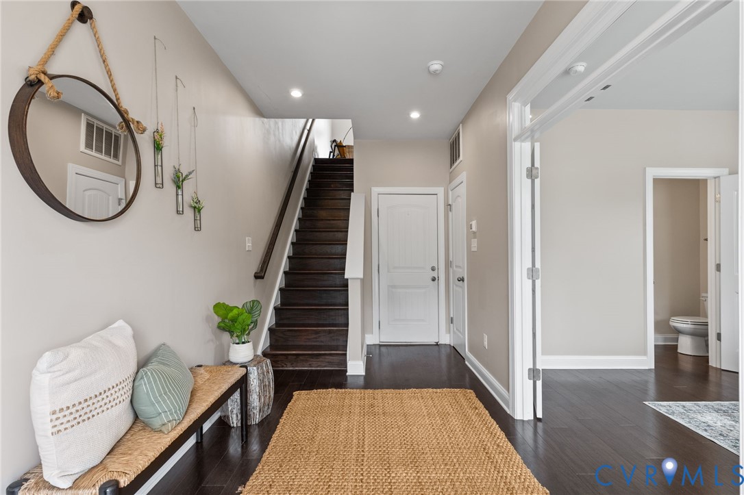 17231 Gossamer Dr