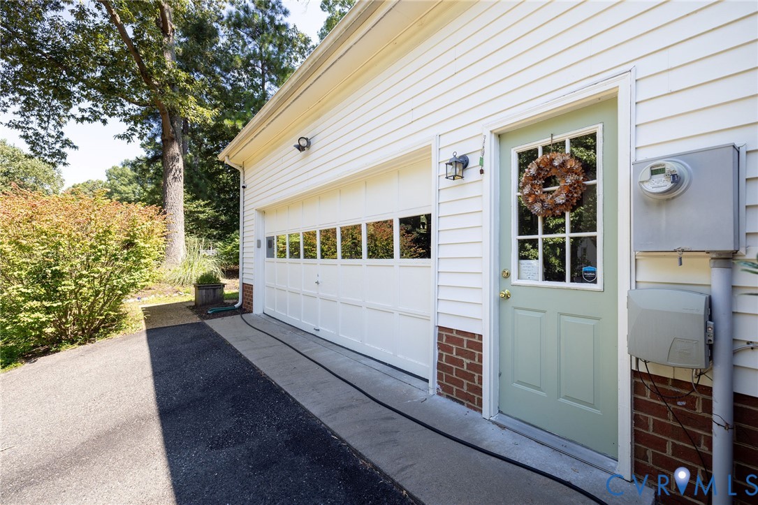 11207 Arbor Green Dr