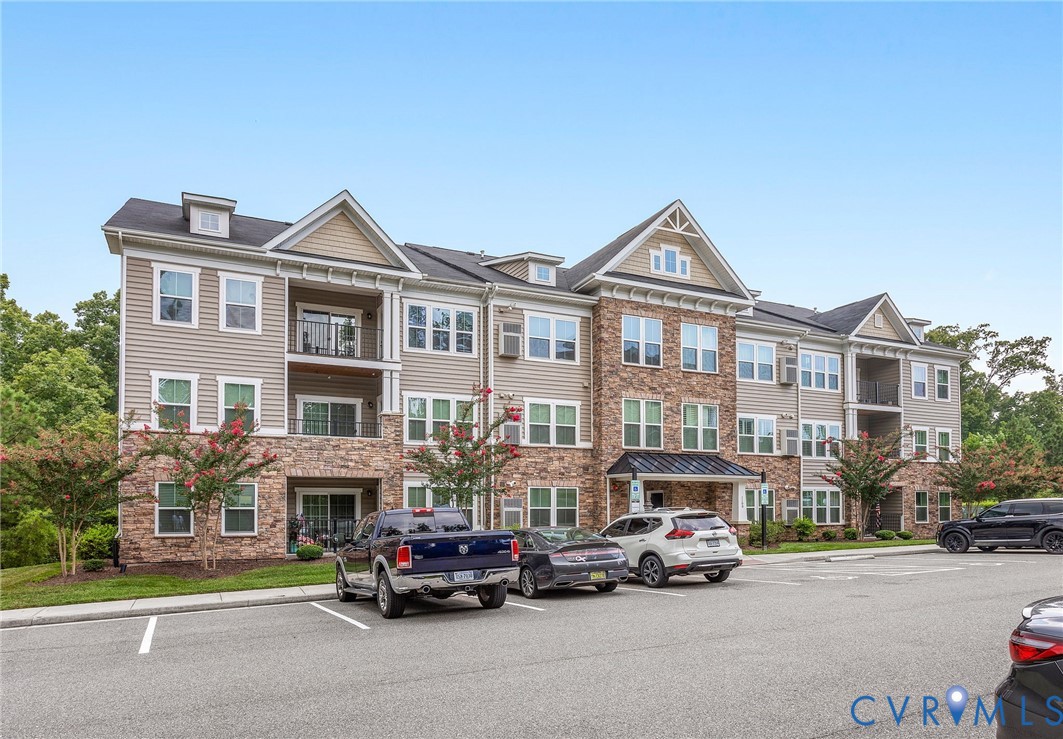 1100 Westwood Village Ln Unit#303