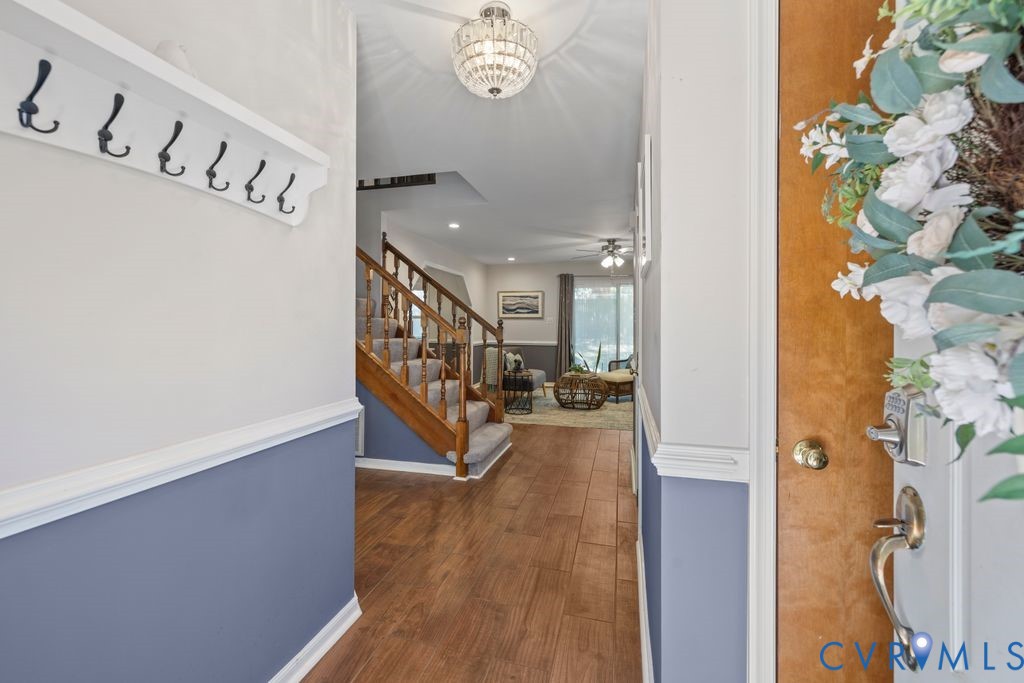 3210 Castlebury Dr