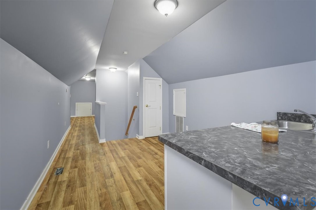 13006 Hensley Rd
