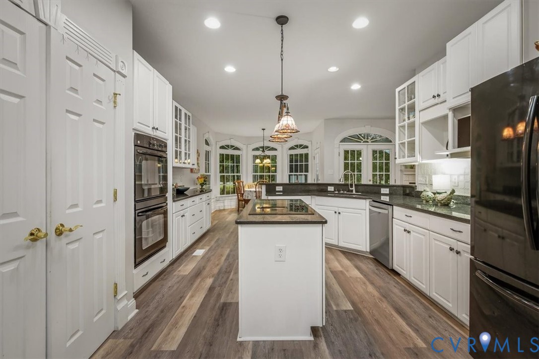 13006 Hensley Rd