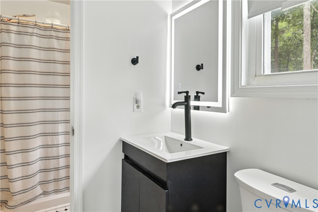 12305 Little Pond Ln